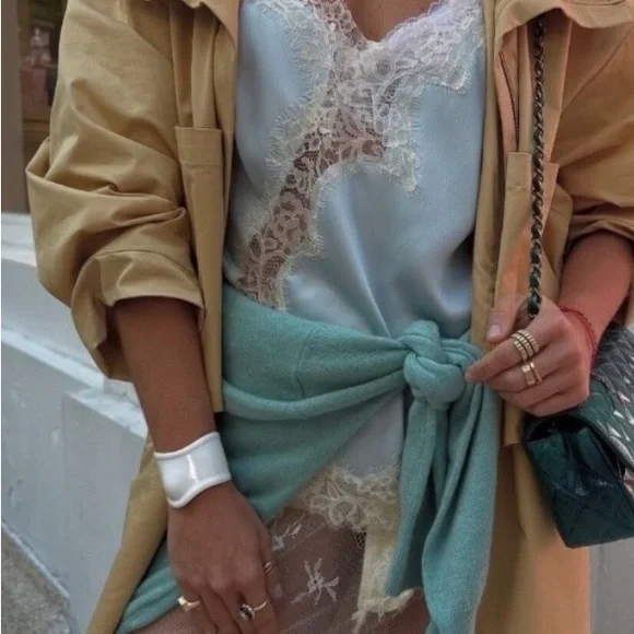 #2NDCHANCE Spring SZN 🌸 - Picture 2 of 10